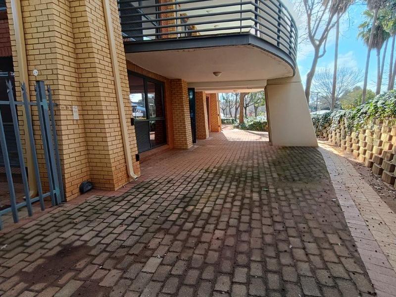 To Let Commercial Property for Rent in Weltevreden Park Gauteng
