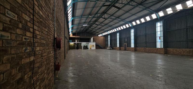 To Let Commercial Property for Rent in Randjespark Gauteng