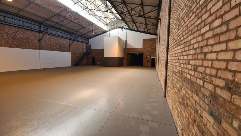 To Let Commercial Property for Rent in Randjespark Gauteng