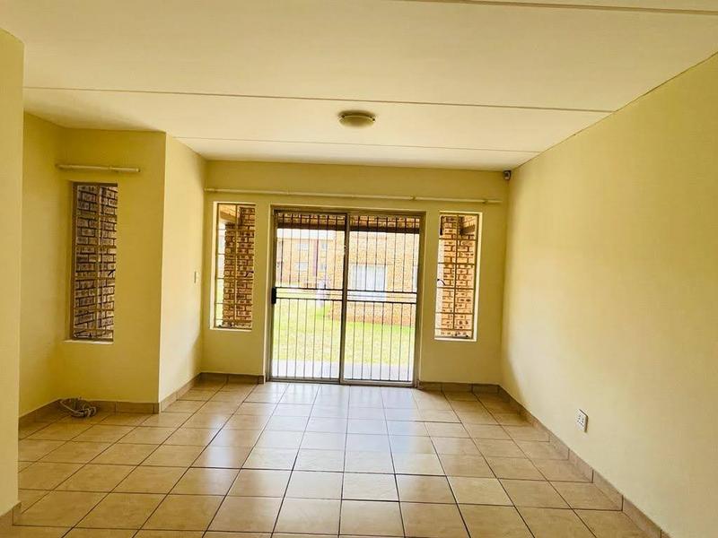 To Let 2 Bedroom Property for Rent in Carlswald Gauteng