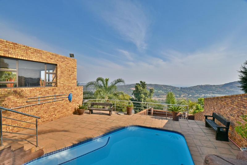 4 Bedroom Property for Sale in Glenvista Gauteng