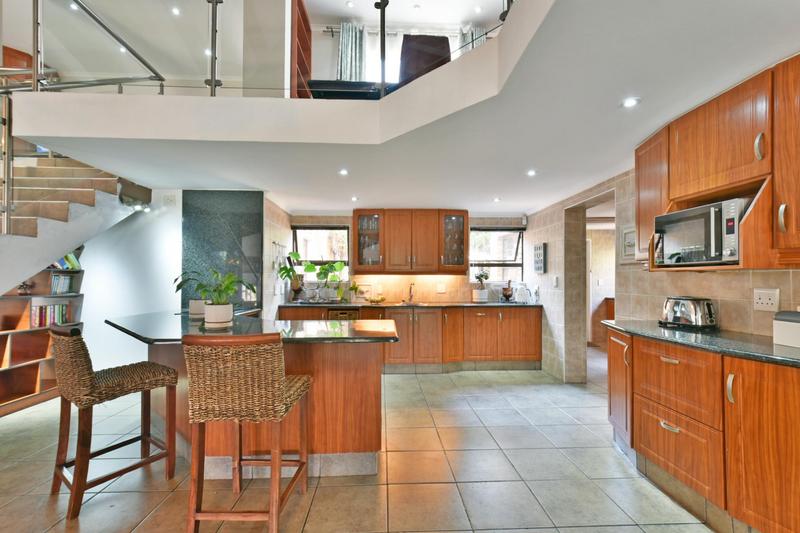 4 Bedroom Property for Sale in Glenvista Gauteng