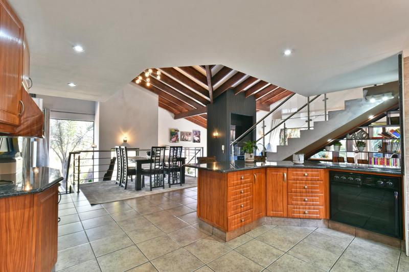 4 Bedroom Property for Sale in Glenvista Gauteng