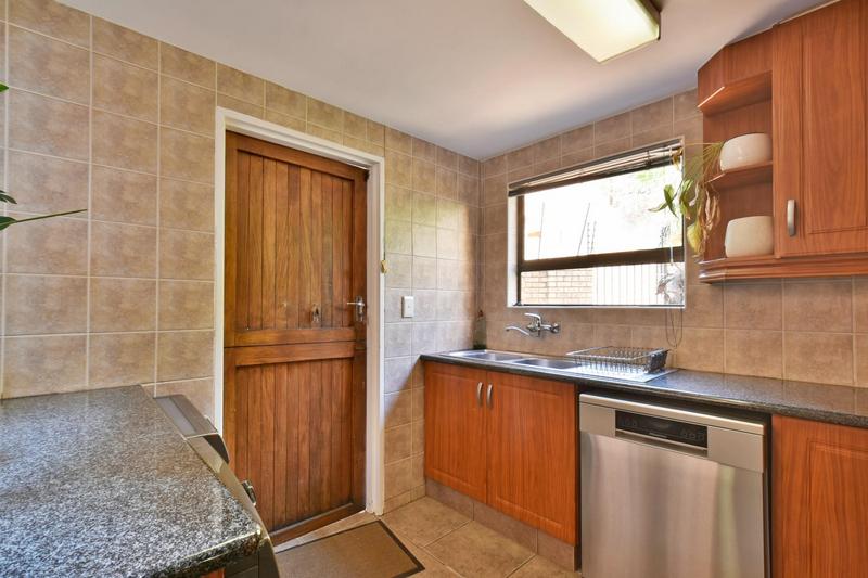 4 Bedroom Property for Sale in Glenvista Gauteng