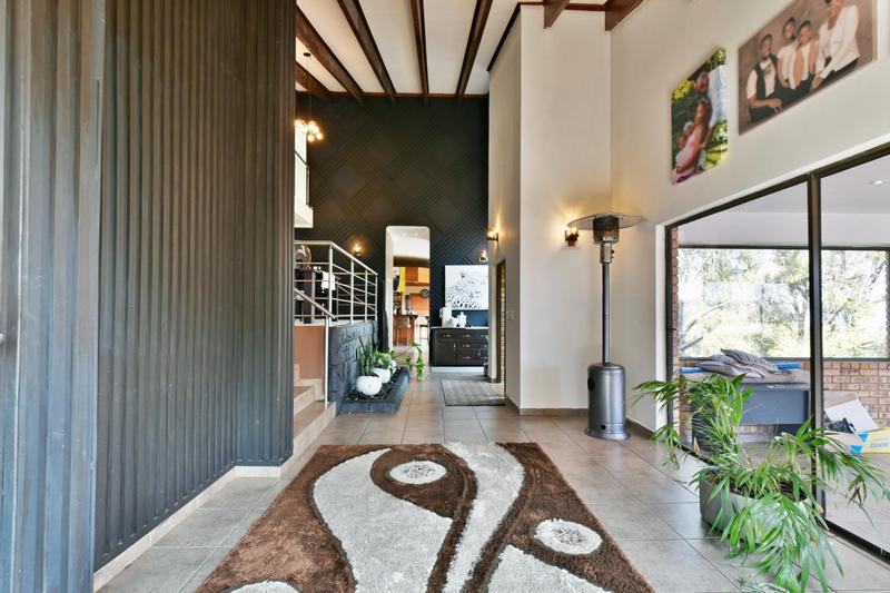 4 Bedroom Property for Sale in Glenvista Gauteng