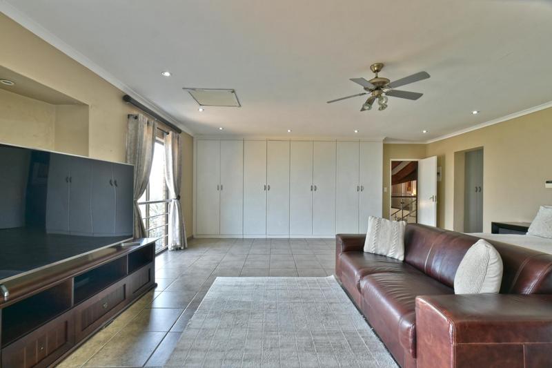 4 Bedroom Property for Sale in Glenvista Gauteng
