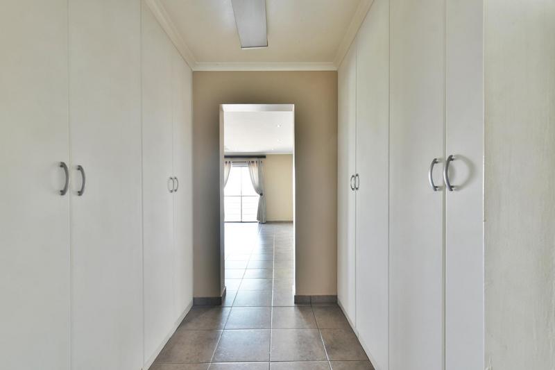 4 Bedroom Property for Sale in Glenvista Gauteng