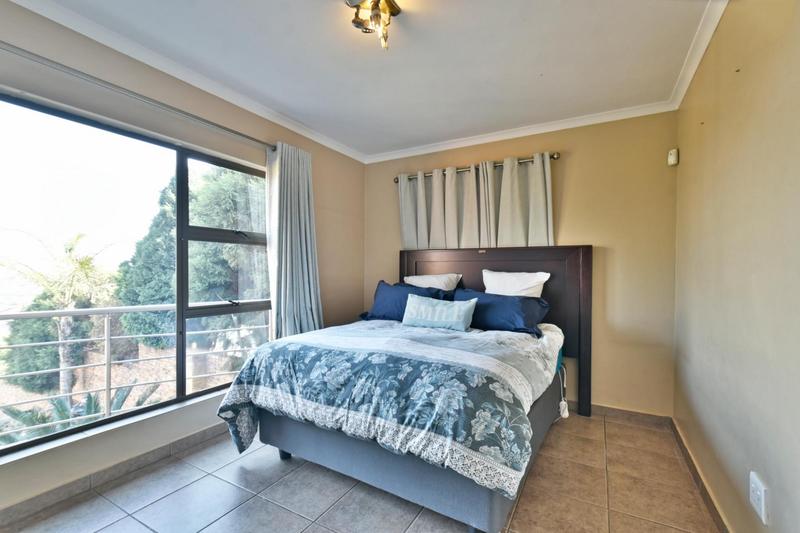4 Bedroom Property for Sale in Glenvista Gauteng
