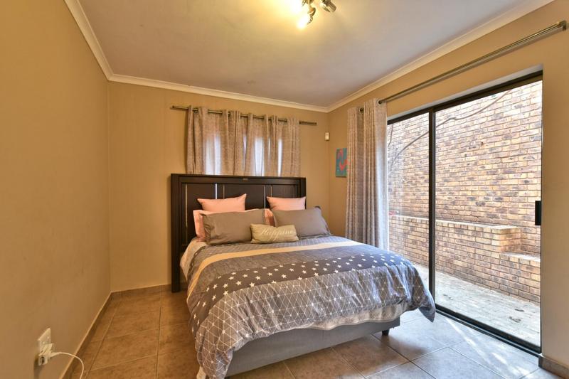 4 Bedroom Property for Sale in Glenvista Gauteng