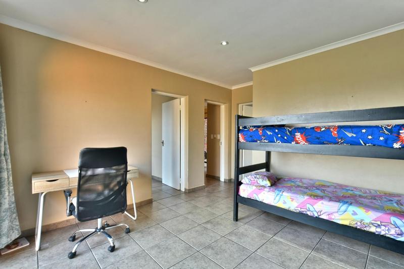 4 Bedroom Property for Sale in Glenvista Gauteng