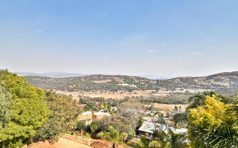4 Bedroom Property for Sale in Glenvista Gauteng