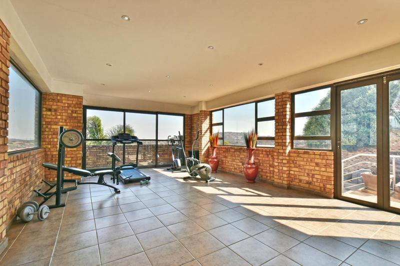 4 Bedroom Property for Sale in Glenvista Gauteng