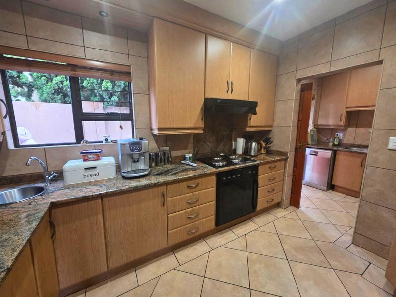 3 Bedroom Property for Sale in Glen Marais Gauteng