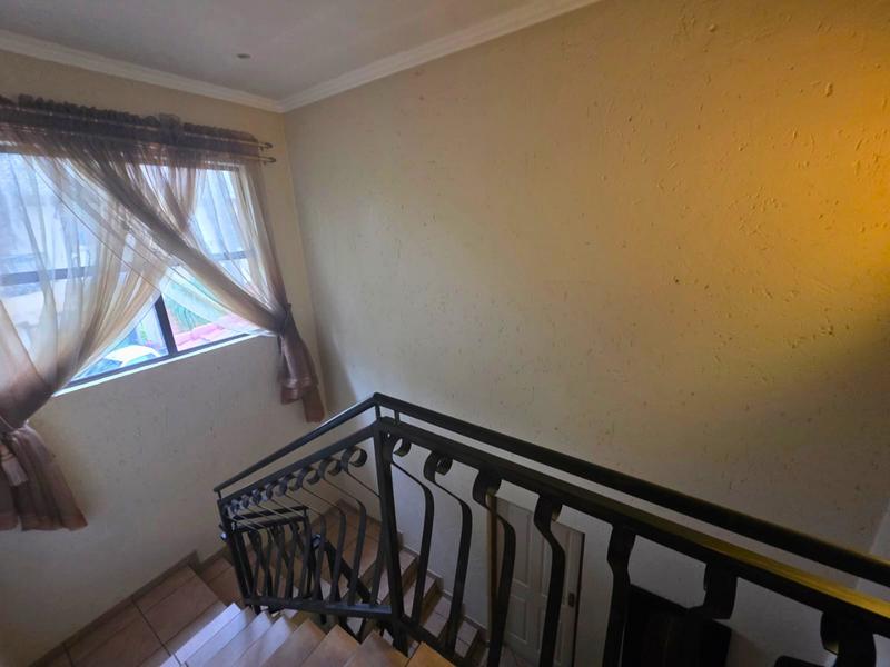 3 Bedroom Property for Sale in Glen Marais Gauteng