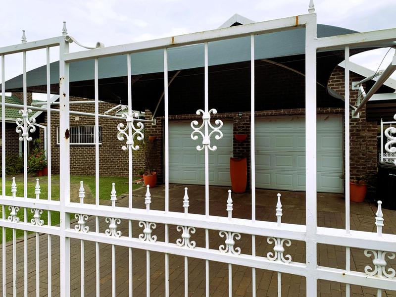 4 Bedroom Property for Sale in Freeway Park Gauteng