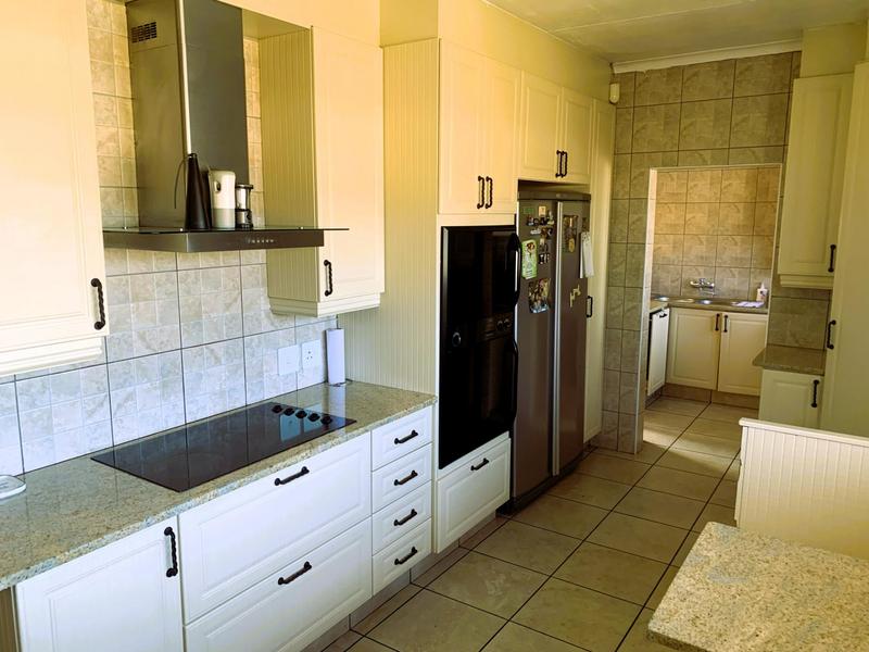 4 Bedroom Property for Sale in Freeway Park Gauteng