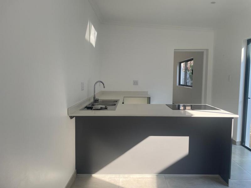 To Let 1 Bedroom Property for Rent in Rouxville Gauteng