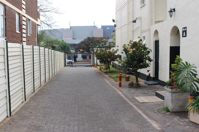 2 Bedroom Property for Sale in Bedfordview Gauteng