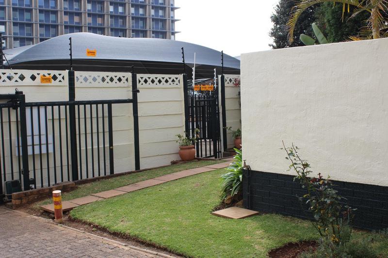 2 Bedroom Property for Sale in Bedfordview Gauteng