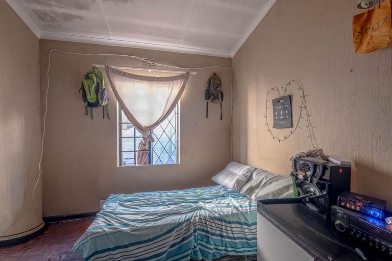 6 Bedroom Property for Sale in Bezuidenhout Valley Gauteng