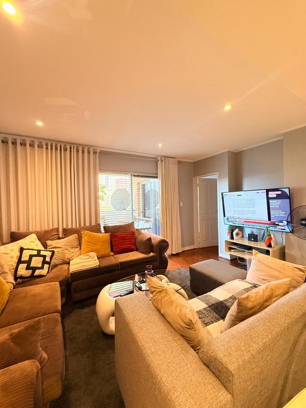 2 Bedroom Property for Sale in Morningside Gauteng