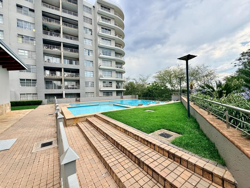 To Let 2 Bedroom Property for Rent in Sandhurst Gauteng