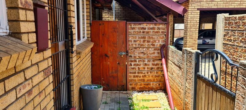 To Let 3 Bedroom Property for Rent in Hennopspark Gauteng