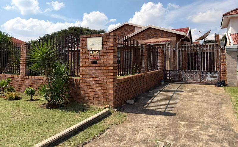 3 Bedroom Property for Sale in Eldorado Park Gauteng