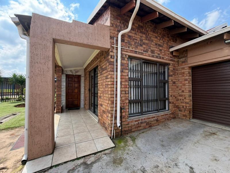 3 Bedroom Property for Sale in Eldorado Park Gauteng
