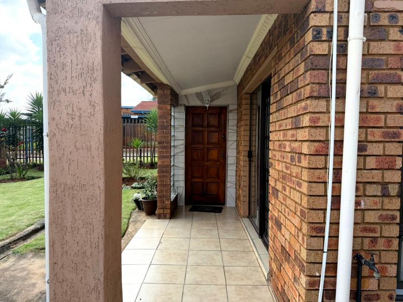 3 Bedroom Property for Sale in Eldorado Park Gauteng