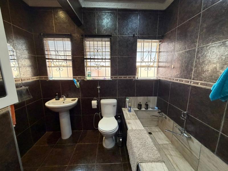 3 Bedroom Property for Sale in Eldorado Park Gauteng