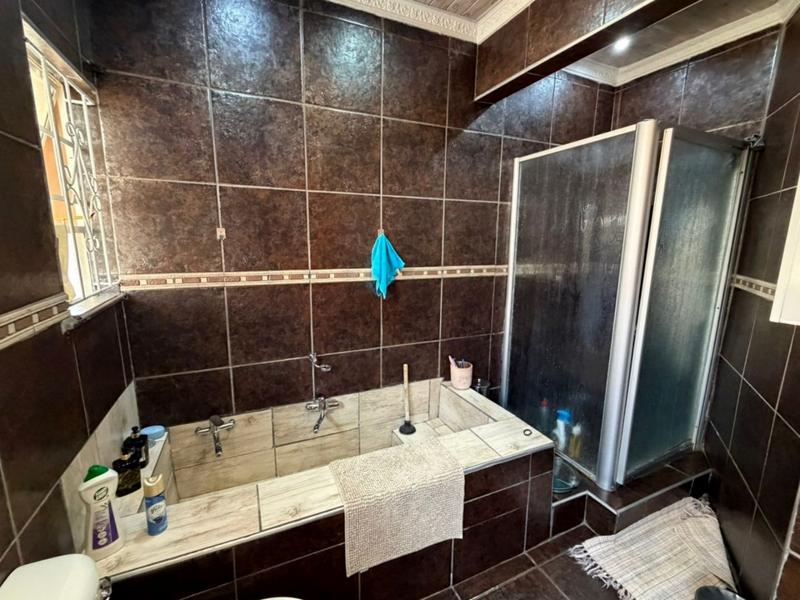 3 Bedroom Property for Sale in Eldorado Park Gauteng