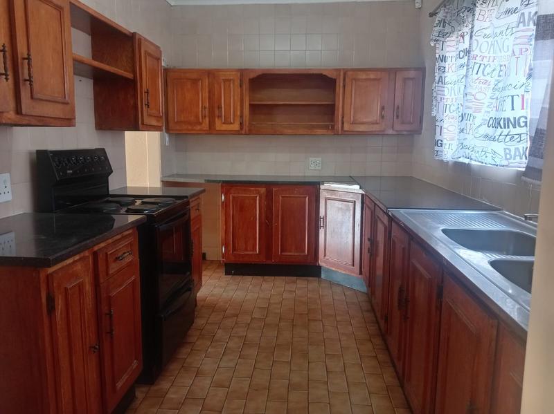 4 Bedroom Property for Sale in Morehill Gauteng
