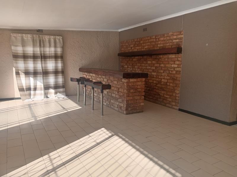 4 Bedroom Property for Sale in Morehill Gauteng