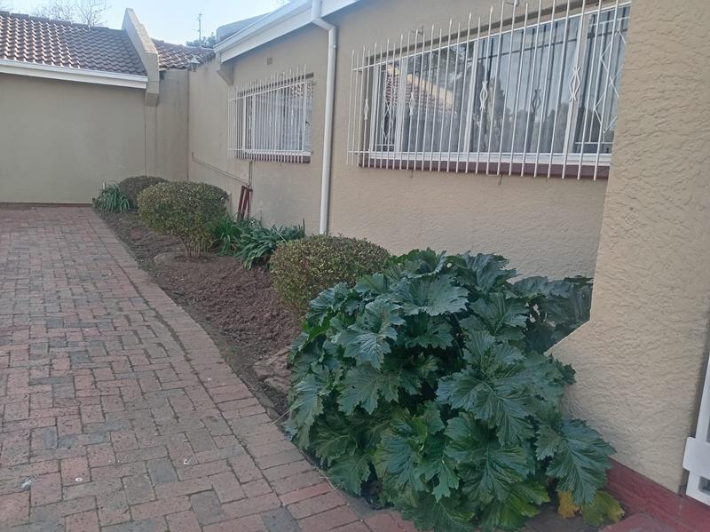 4 Bedroom Property for Sale in Morehill Gauteng