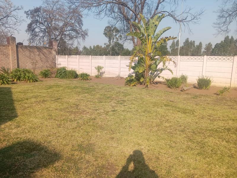 4 Bedroom Property for Sale in Morehill Gauteng