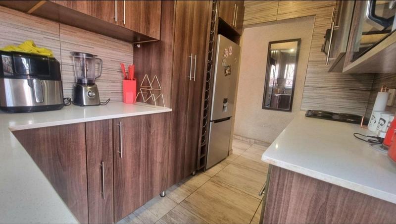 3 Bedroom Property for Sale in The Orchards Gauteng