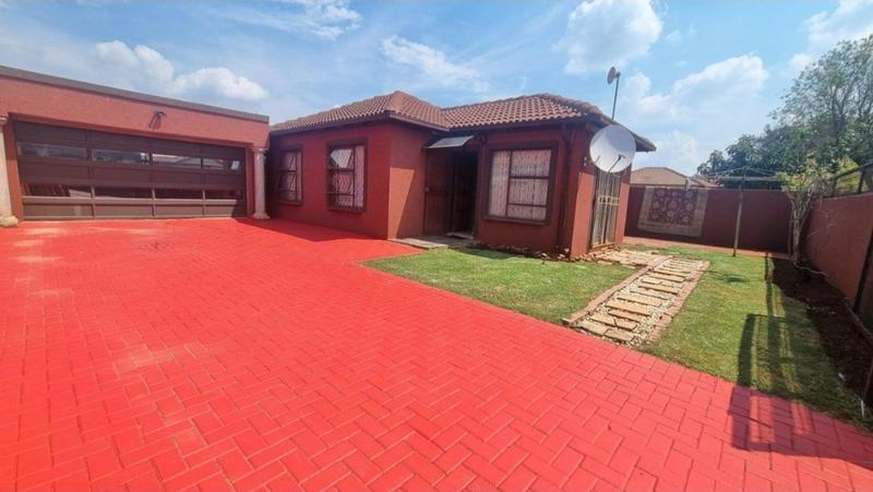 3 Bedroom Property for Sale in The Orchards Gauteng