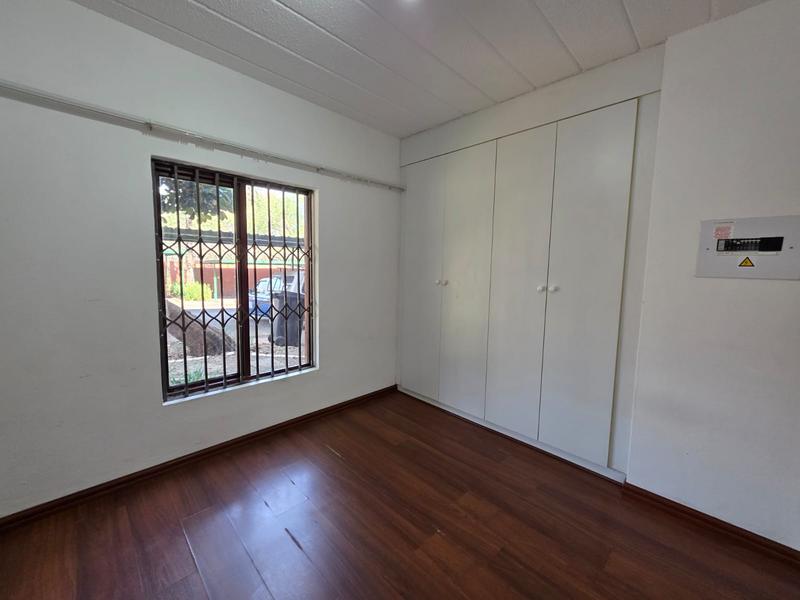 2 Bedroom Property for Sale in Sunninghill Gauteng