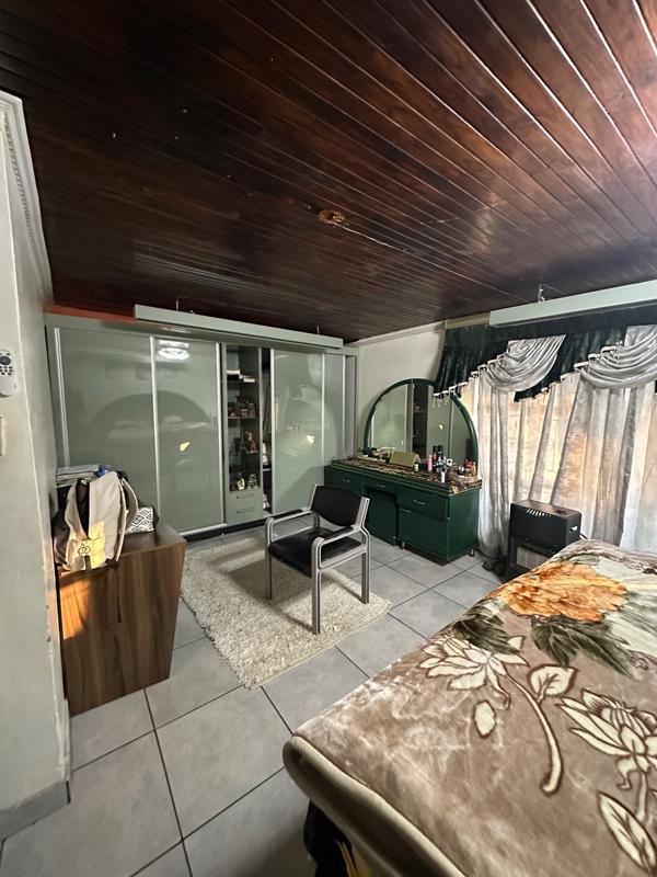 4 Bedroom Property for Sale in Petersfield Gauteng