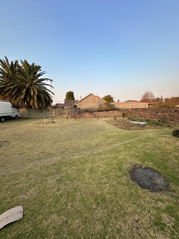 4 Bedroom Property for Sale in Petersfield Gauteng