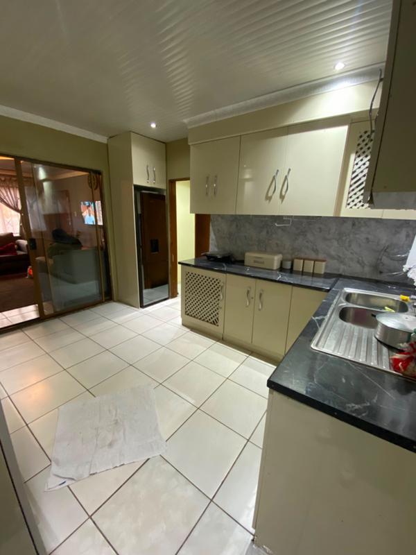 2 Bedroom Property for Sale in Tsakane Ext 5 Gauteng