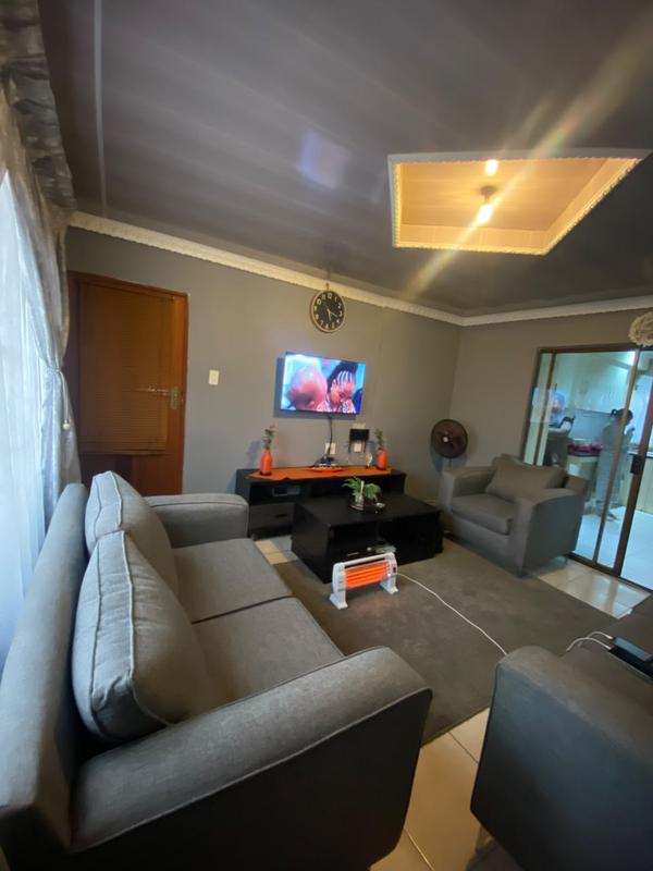 2 Bedroom Property for Sale in Tsakane Ext 5 Gauteng