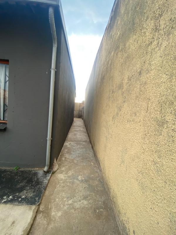 2 Bedroom Property for Sale in Tsakane Ext 5 Gauteng