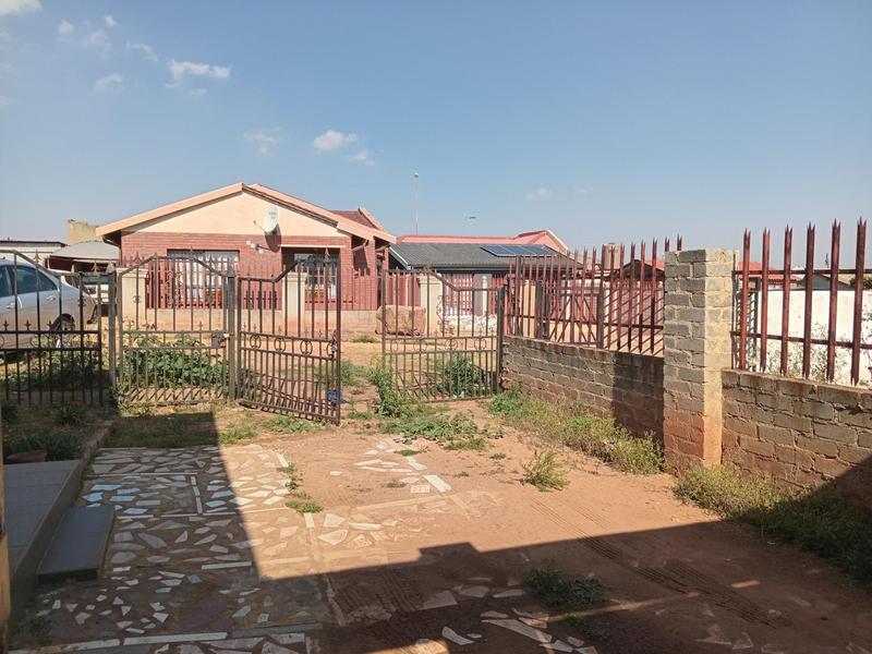 3 Bedroom Property for Sale in Sebokeng Unit 13 Gauteng