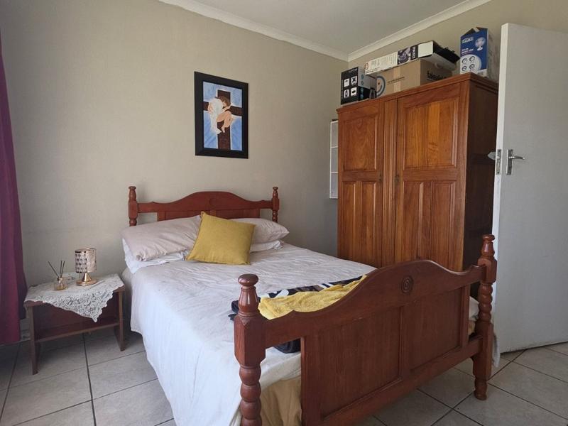 4 Bedroom Property for Sale in Brackendowns Gauteng