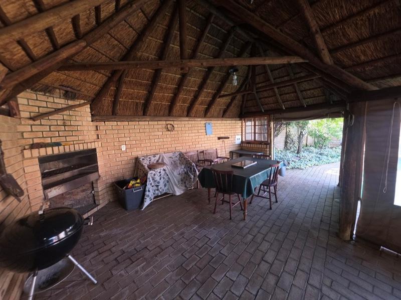 4 Bedroom Property for Sale in Brackendowns Gauteng