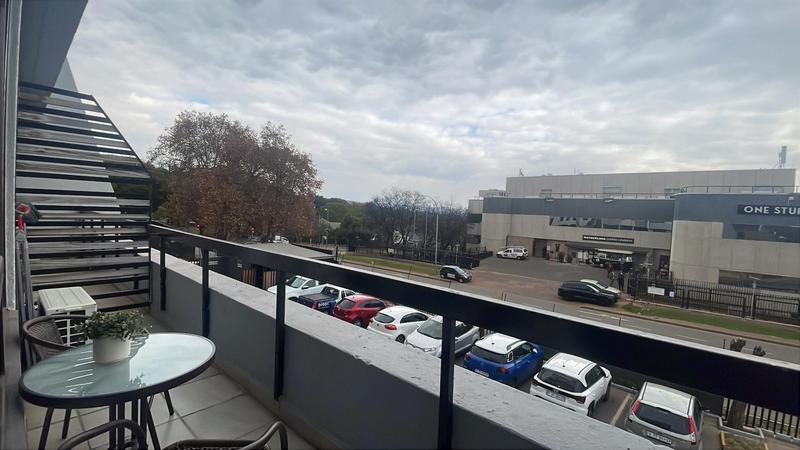 To Let 1 Bedroom Property for Rent in Rosebank Gauteng