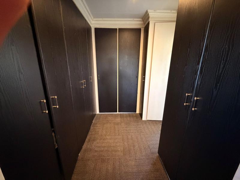 5 Bedroom Property for Sale in Golf Park Gauteng