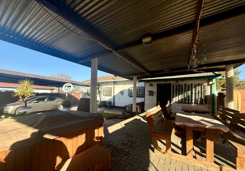 3 Bedroom Property for Sale in Vanderbijlpark CW 3 Gauteng